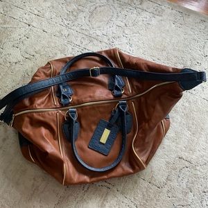 Steve Madden Weekender